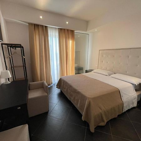 Hotel Briganti คัวเลียโน ภายนอก รูปภาพ