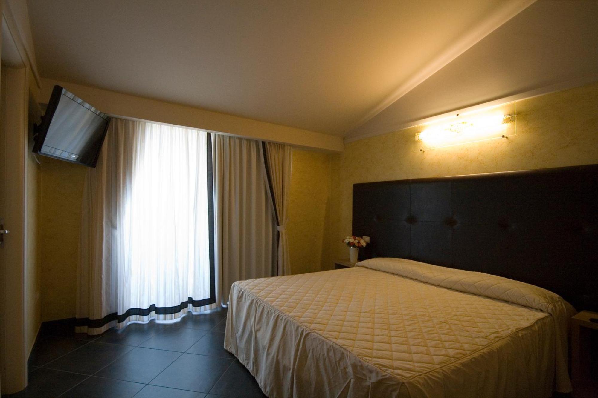 Hotel Briganti คัวเลียโน ห้อง รูปภาพ