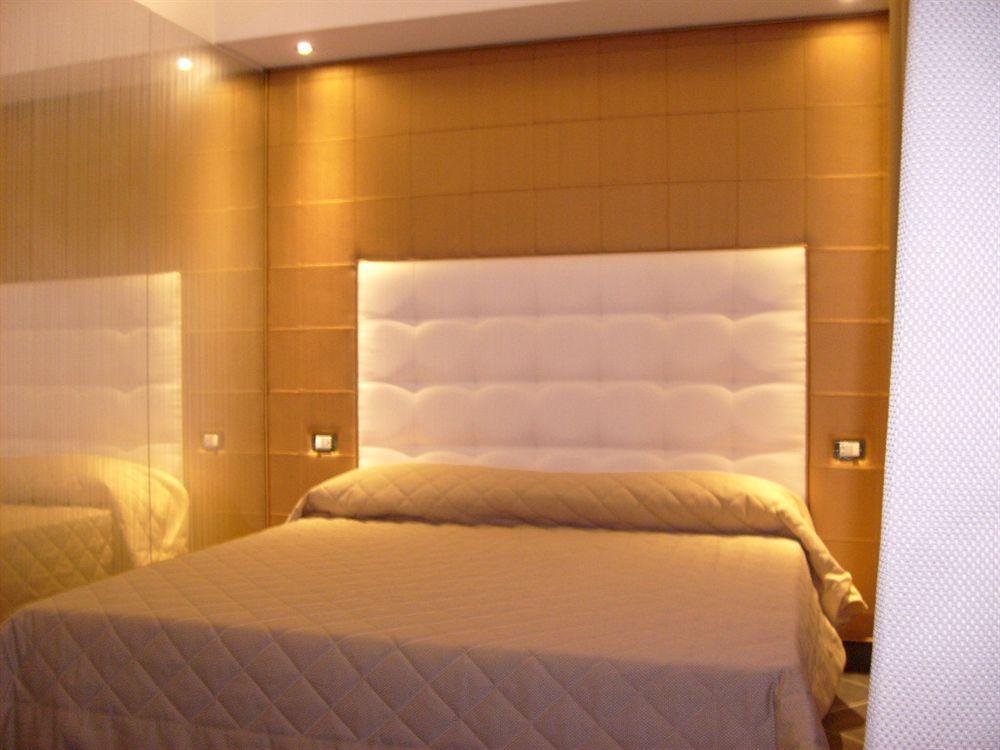 Hotel Briganti คัวเลียโน ภายนอก รูปภาพ