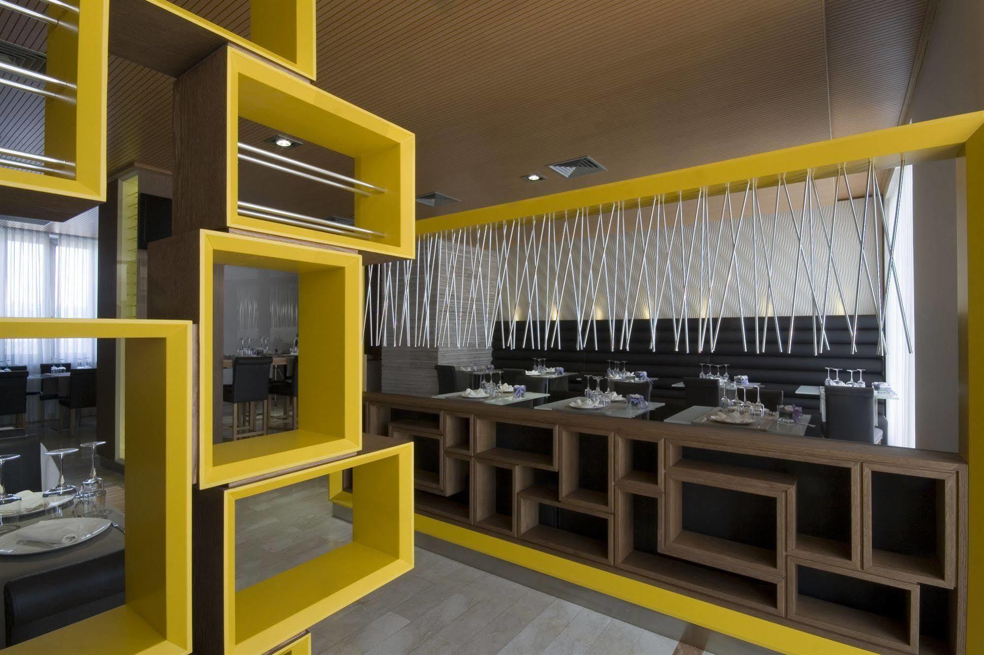 Hotel Briganti คัวเลียโน ภายนอก รูปภาพ